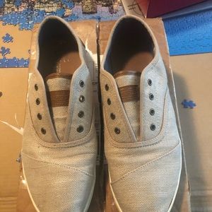 Toms slip on shoes
